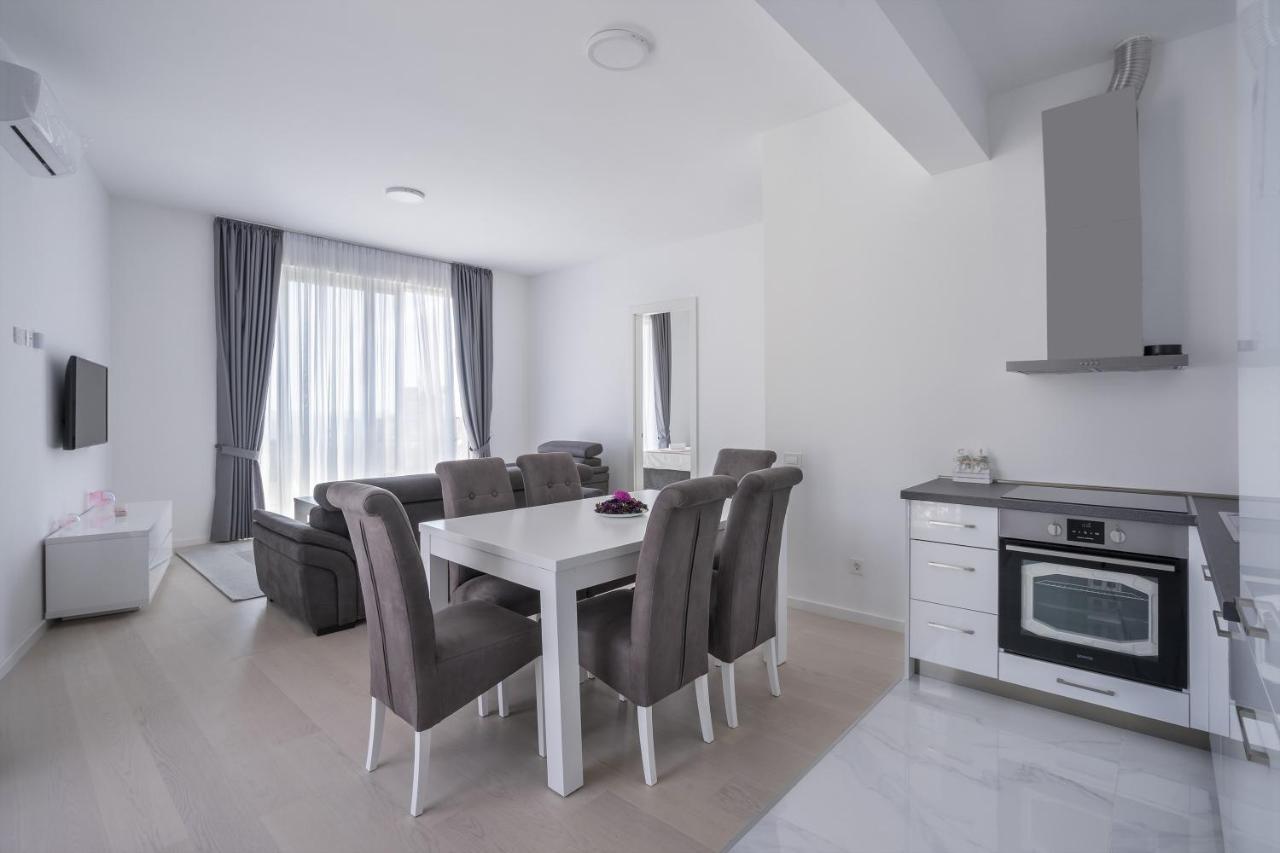 Montesun Apartments Becici Boreti Eksteriør bilde
