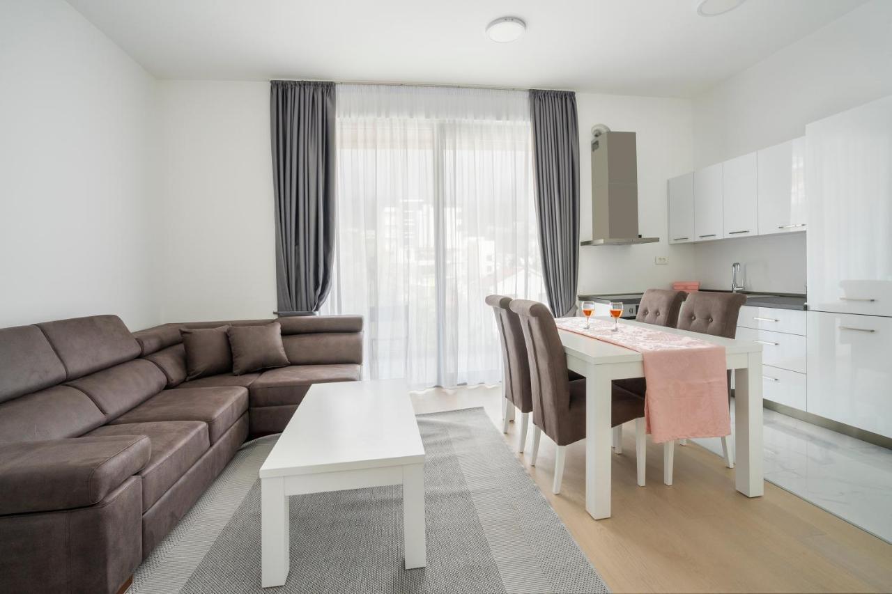 Montesun Apartments Becici Boreti Eksteriør bilde