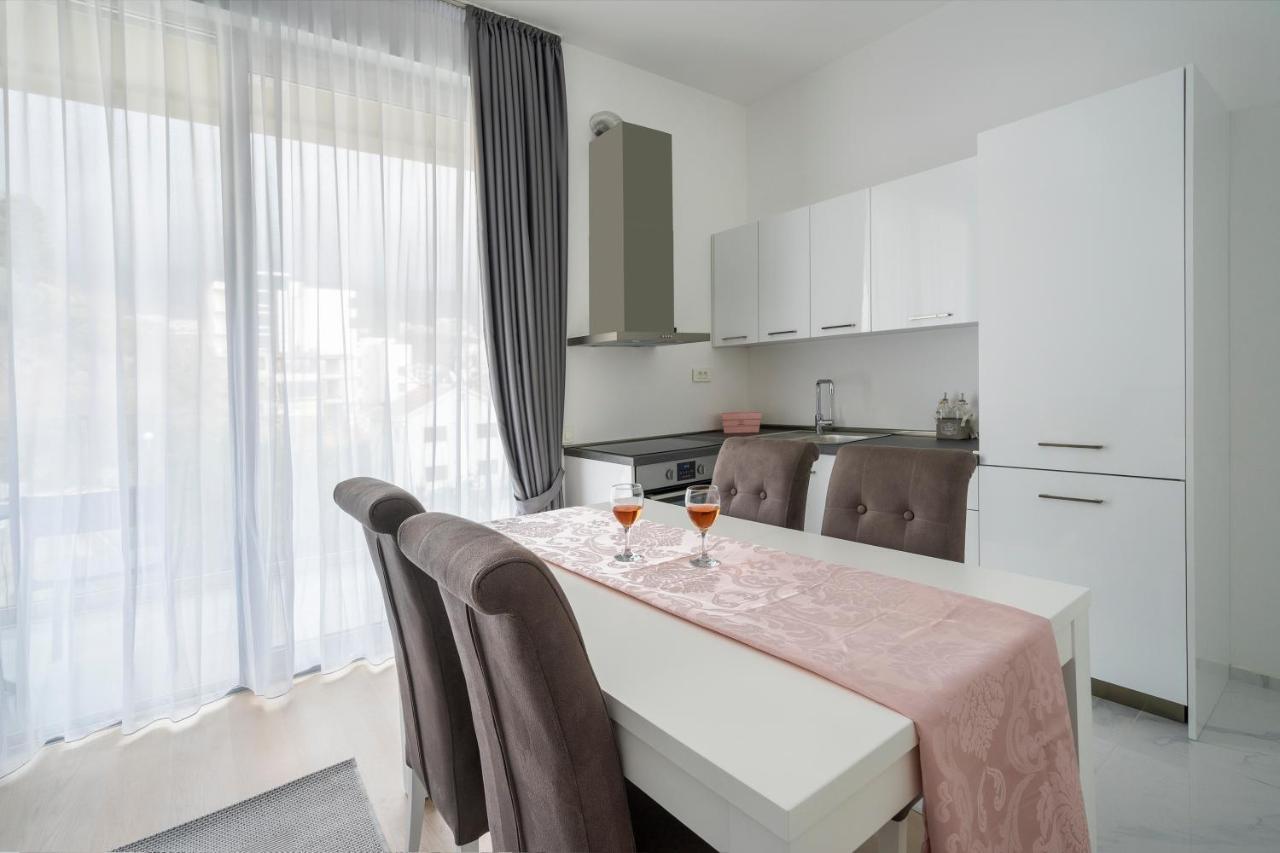 Montesun Apartments Becici Boreti Eksteriør bilde